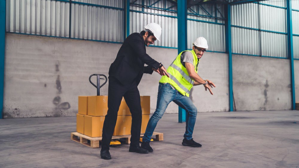 Manual Handling Course Online for London Workers: Prioritize Safety - Manual Handling Training Article