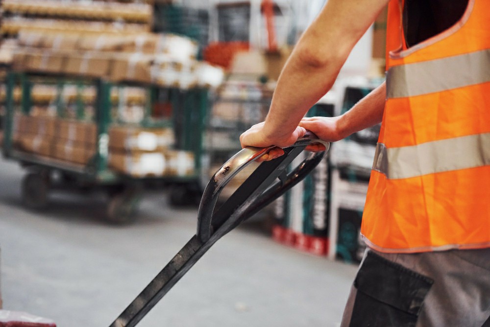 Effective Manual Handling for Logistics Managers... - Manual Handling Training UK