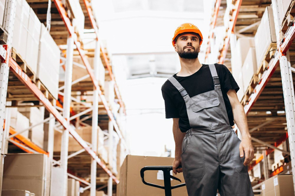 Comprehensive Manual Handling Techniques Course Online... - Manual Handling Training UK
