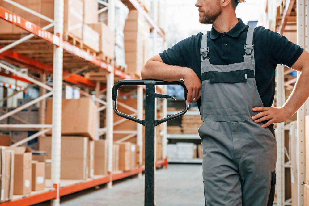 Manual Handling Training for Improved Safety in Agriculture - Manual Handling Training UK