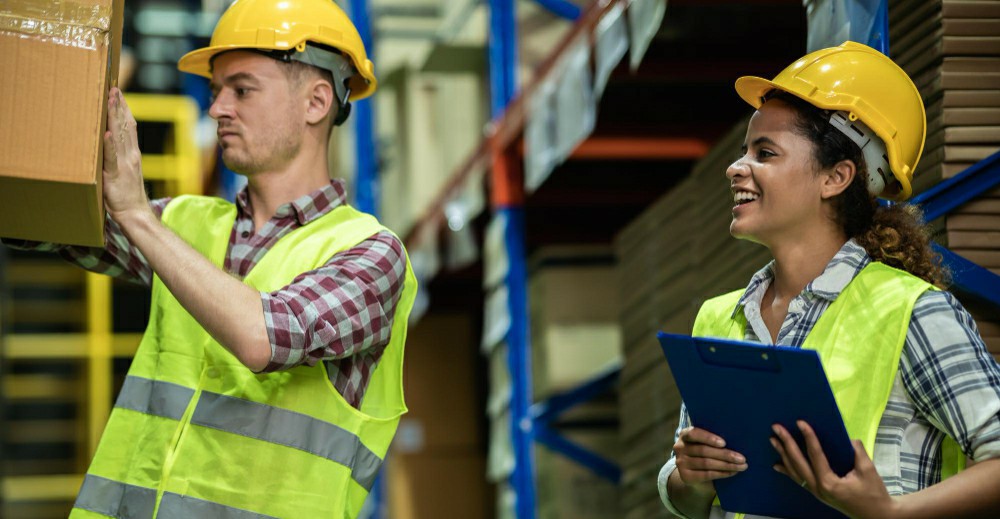 Transform Your Workplace Safety with Online Manual Handling Training in the UK - Manual Handling Training Article