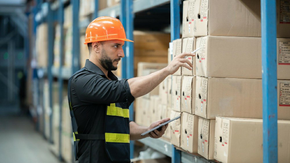 Essential Guide to Online Manual Handling Training in the UK - Manual Handling Training Article