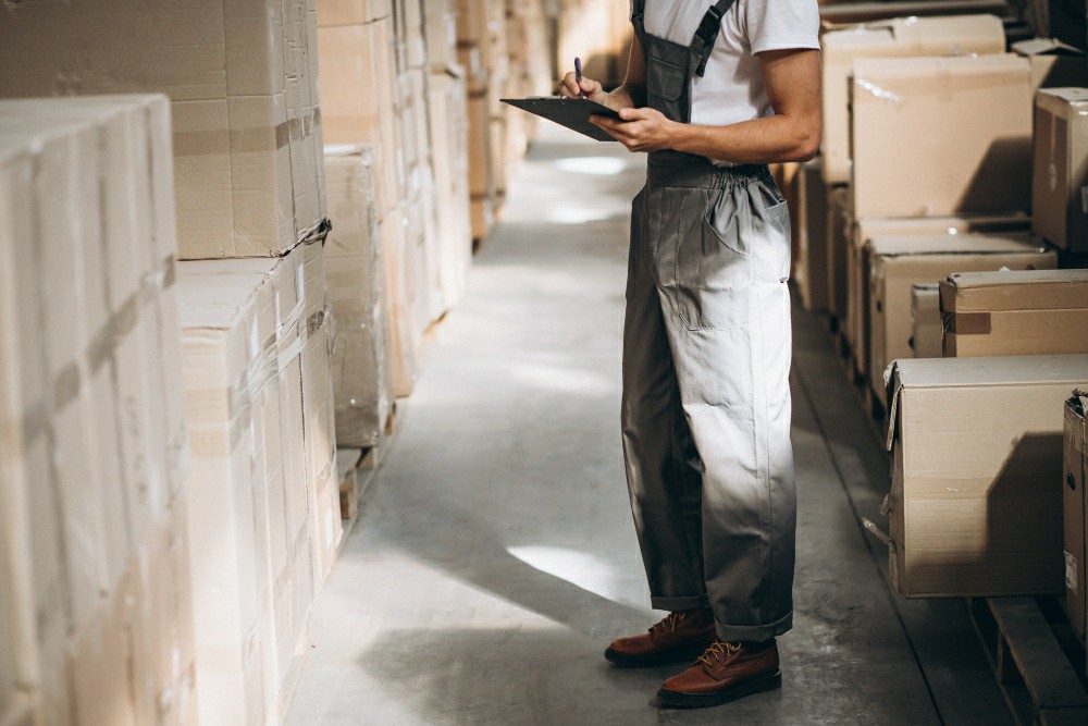 Top Benefits of Taking a Manual Handling Course Online in the UK - Manual Handling Training Article
