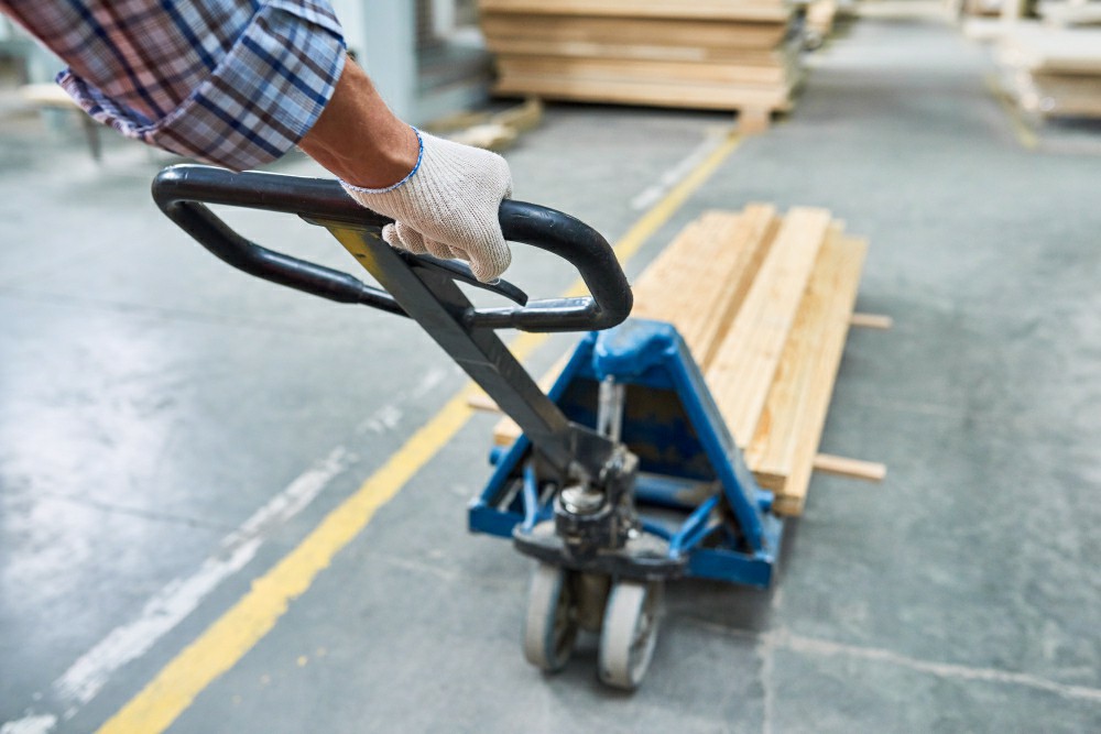 Maximizing Workplace Safety: The Importance of a Manual... - Manual Handling Training UK