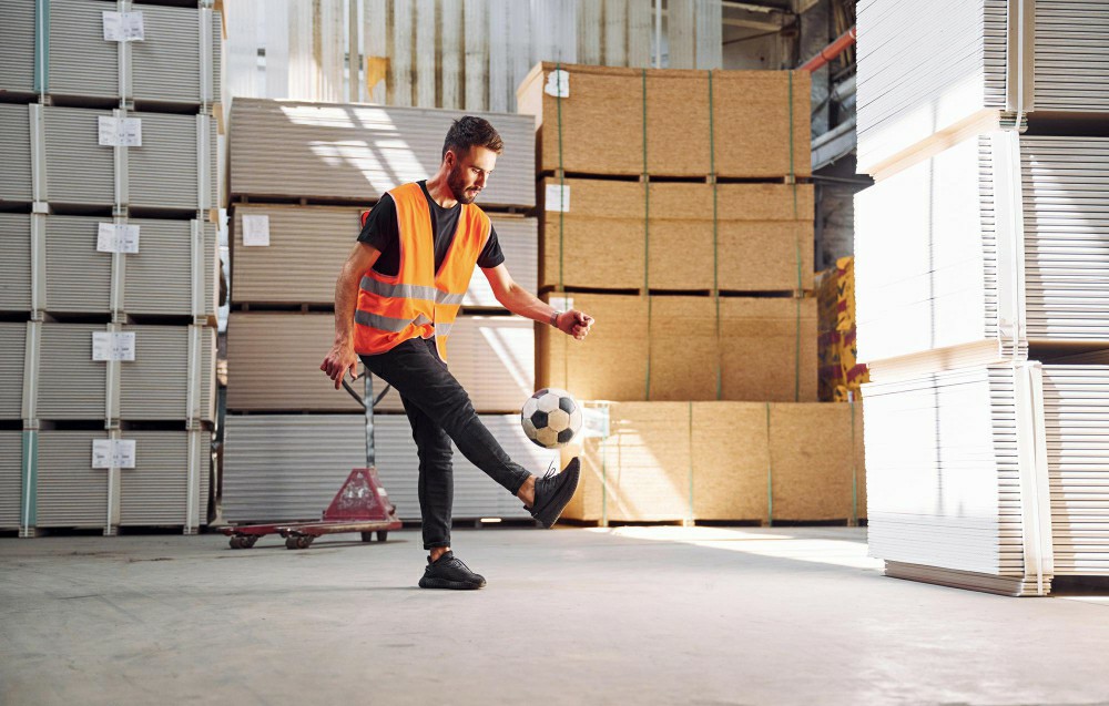 Maximizing Workplace Safety: Essential Health and Safety Training in London - Manual Handling Training Article