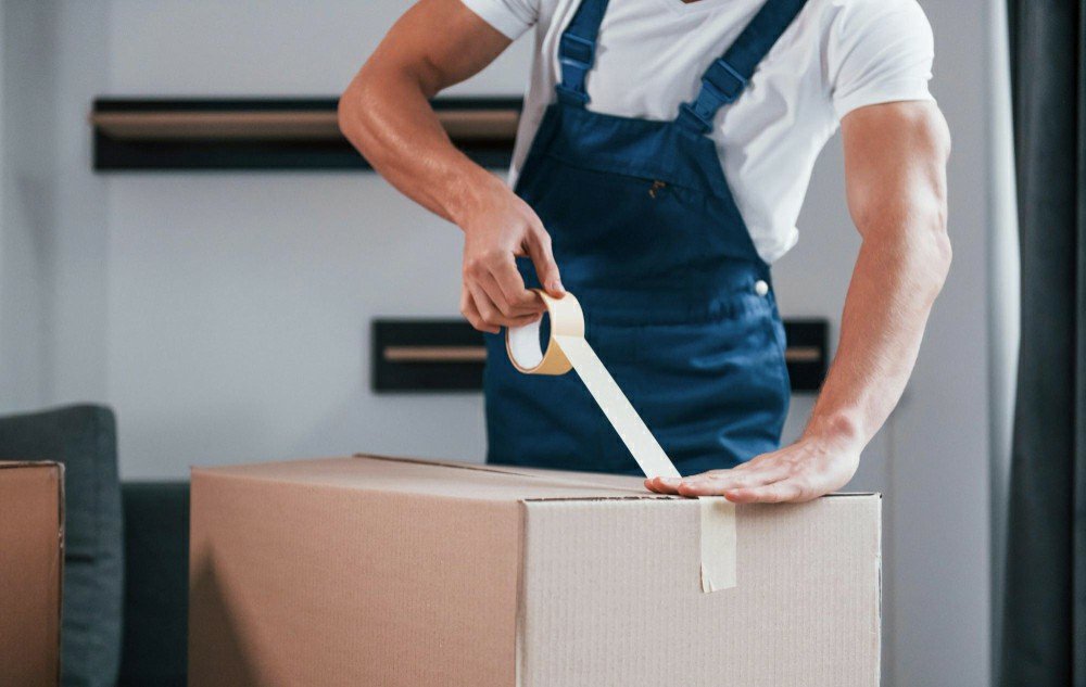 6 Essential Tips for Online Workplace Safety Training in... - Manual Handling Training UK