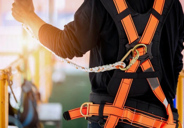 Common Height-Related Mistakes: Ensuring Safety Through... - Manual Handling Training UK