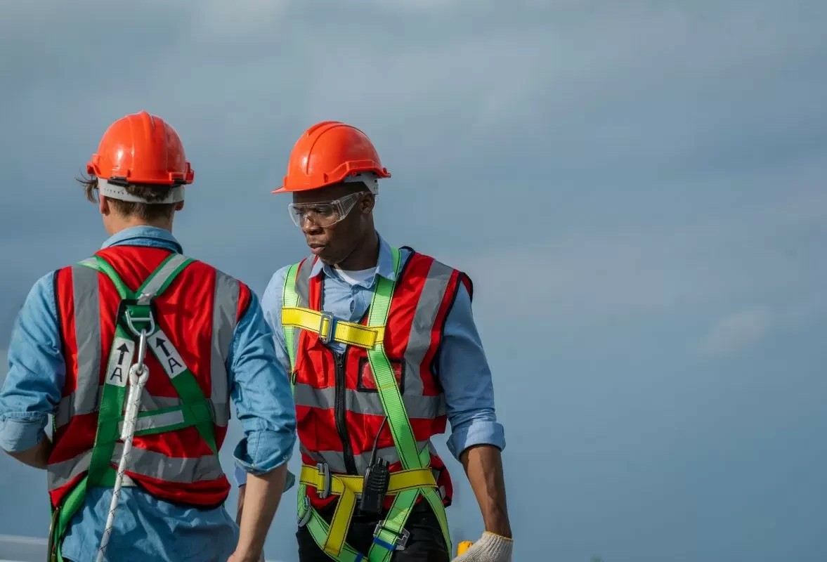 Elevating Workplace Efficiency: The Impact of Working at... - Manual Handling Training UK