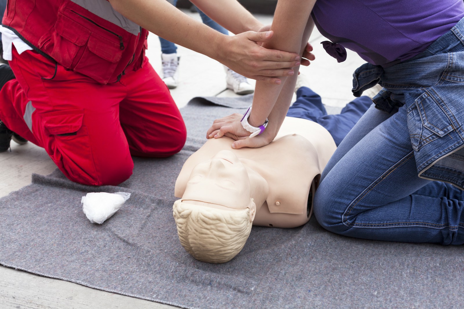 Essential Skills for Workplace Safety: The Vital Role of... - Manual Handling Training UK
