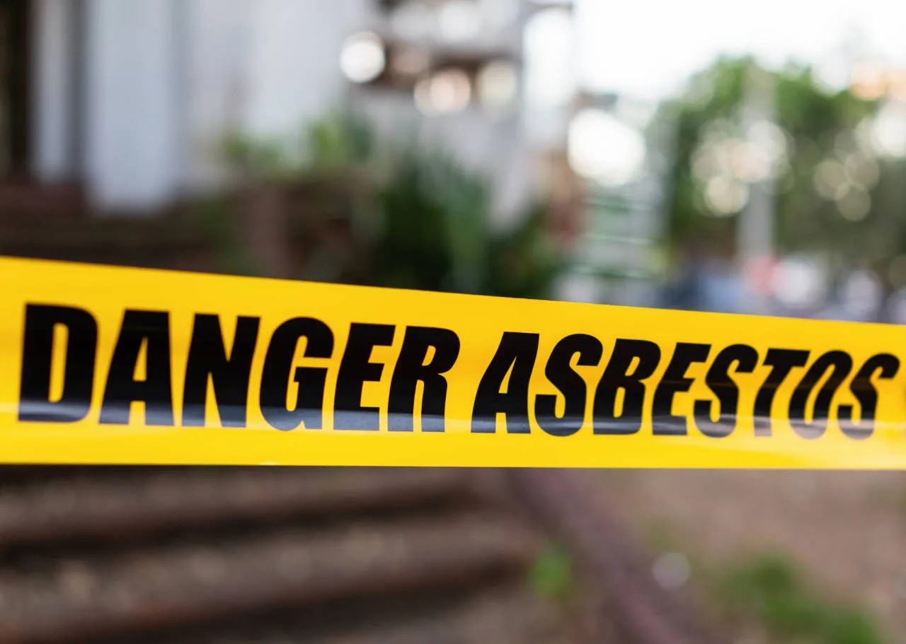 Online Asbestos Awareness Training: Safeguarding British... - Manual Handling Training UK