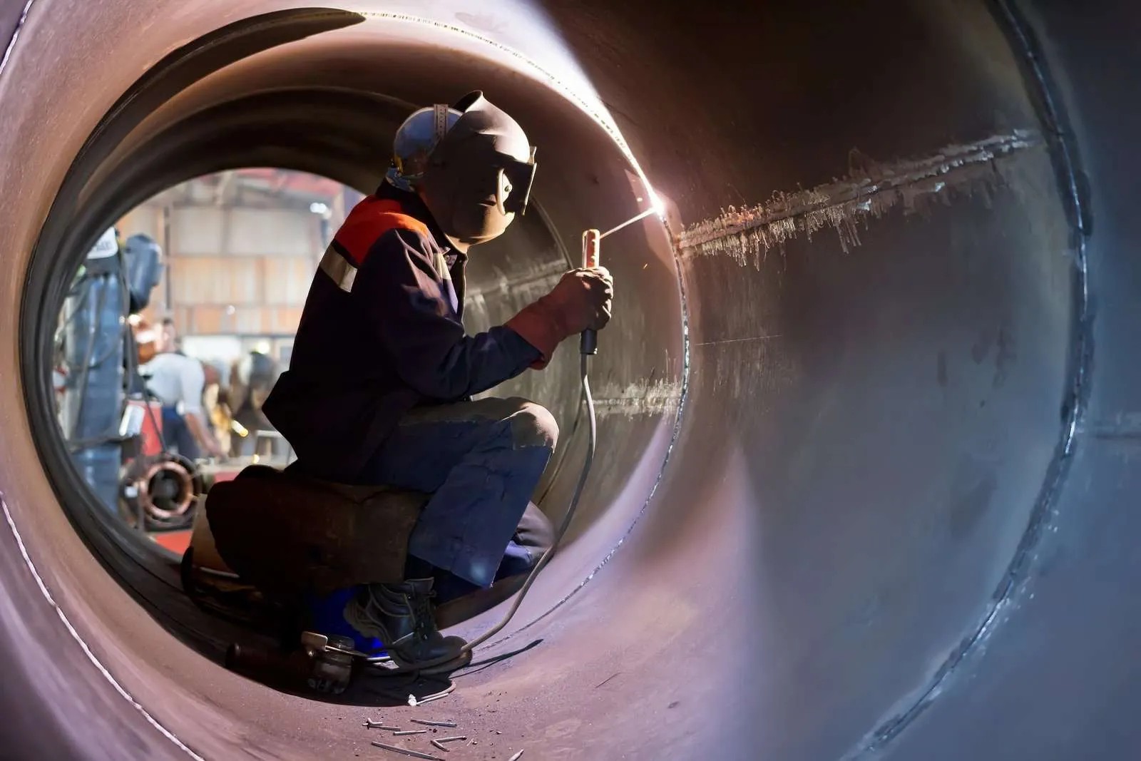 Unlocking Safety: Your Guide to Confined Space Awareness & Certification in the UK - Manual Handling Training Article