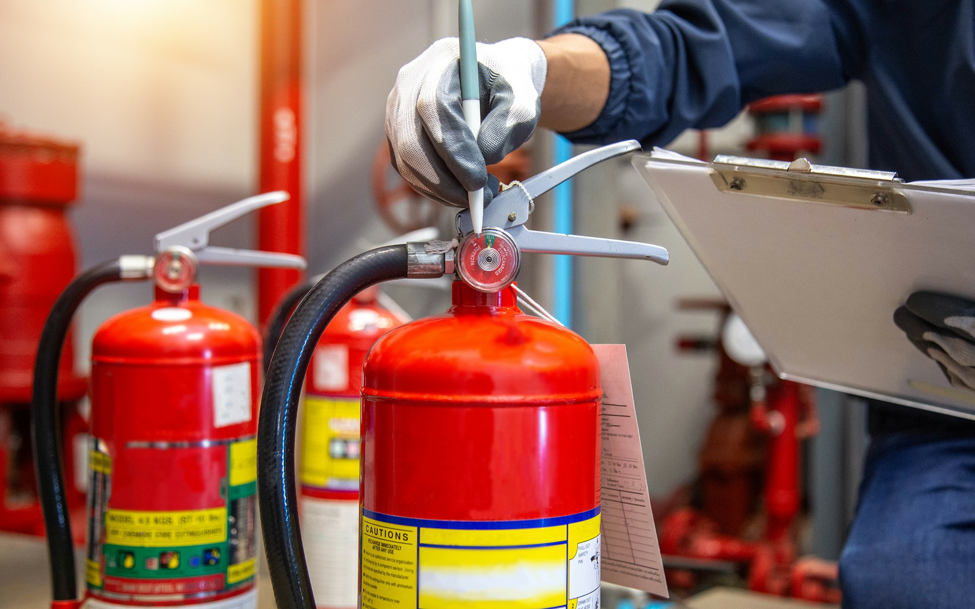 Achieve Fire Safety Compliance with Online Fire Extinguisher Training in the UK - Manual Handling Training Article