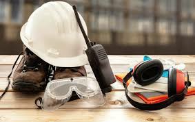 Empower Your Workplace: Comprehensive PPE Online Training for Safety Compliance in the UK - Manual Handling Training Article